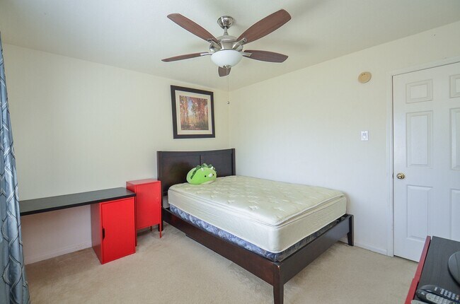 Primary Photo - 13823 Eldridge Garden Cir