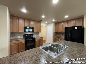 Building Photo - 7538 Elegante Way