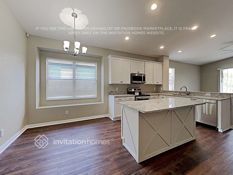 Building Photo - 5211 Clover Mist Dr