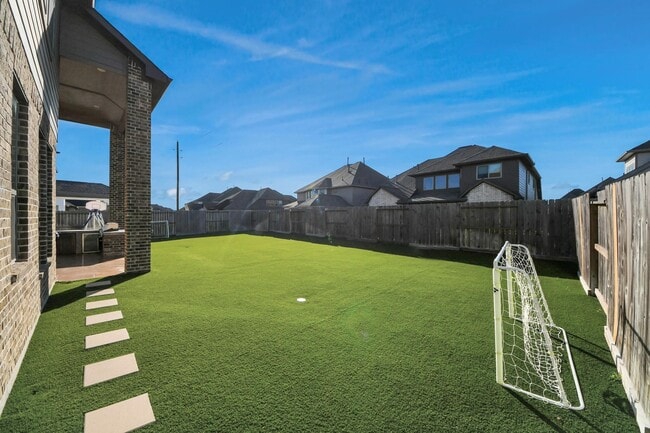 Building Photo - 10719 Klaria Cres Ct