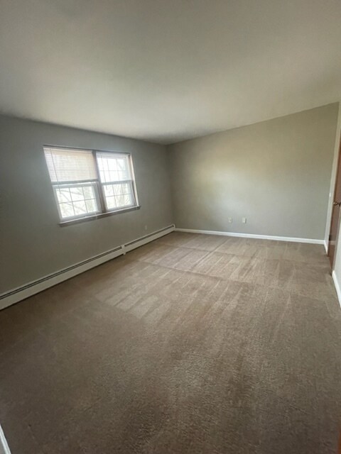 Building Photo - 170 High St