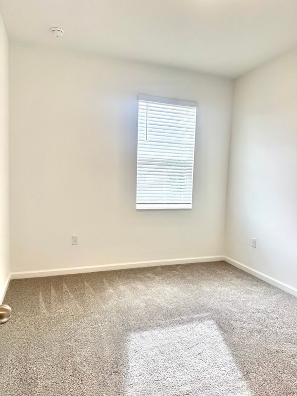 Building Photo - 879 Shumard Wy