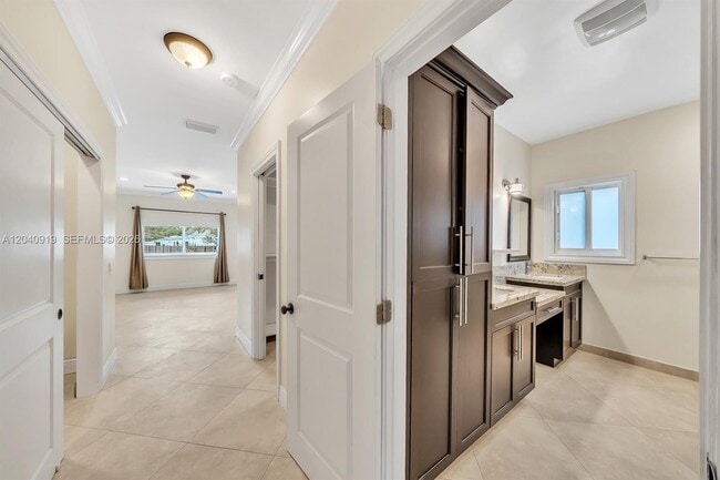 Building Photo - 4920 SW 170th Ave