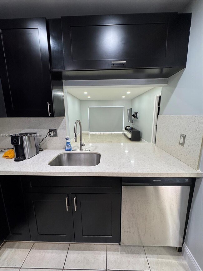 Building Photo - 7561 NW 16th St