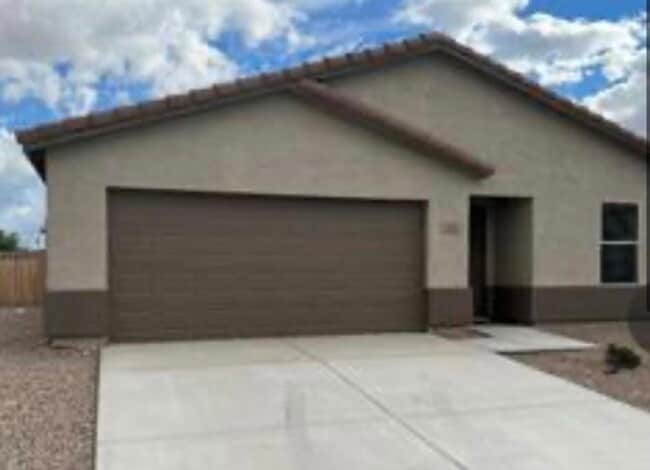 Primary Photo - 3720 E Andrea Dr