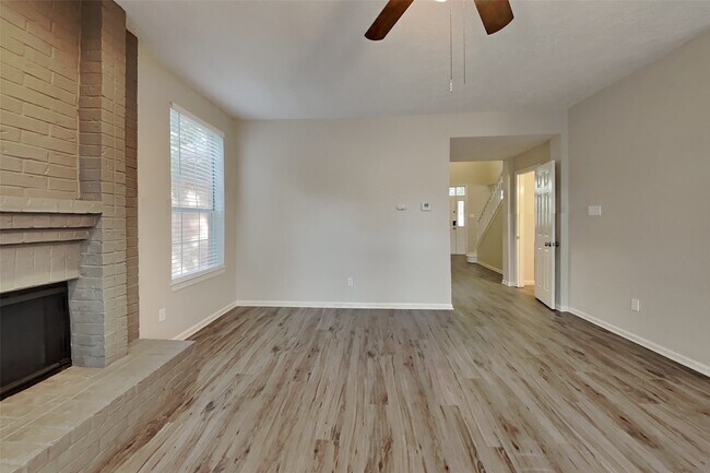 Building Photo - 4906 Echo Falls Dr