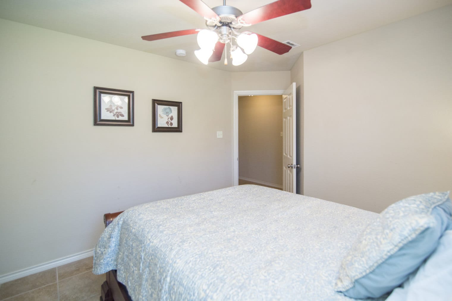 Building Photo - 214 Sterling St