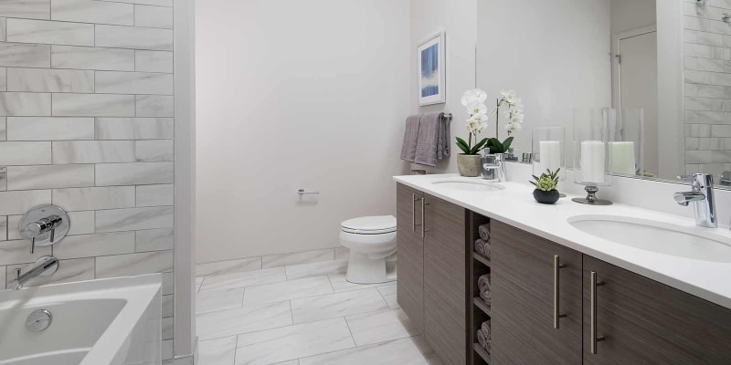 Building Photo - 1225 W Madison St