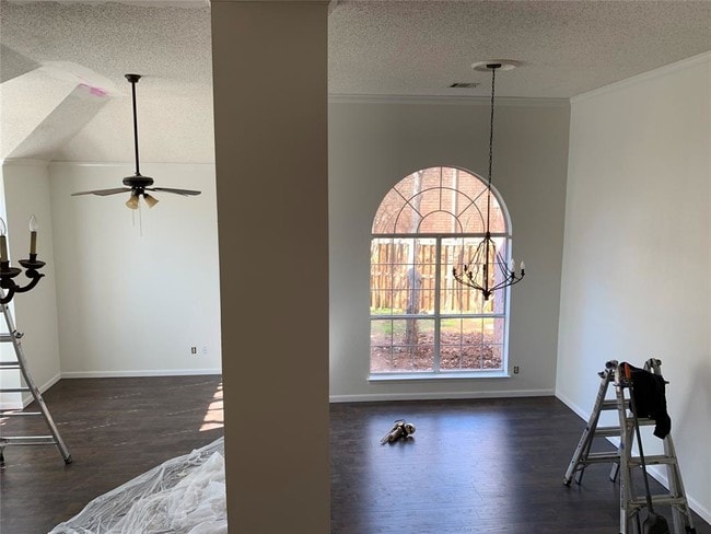 Building Photo - 601 Hidden Oak Ct