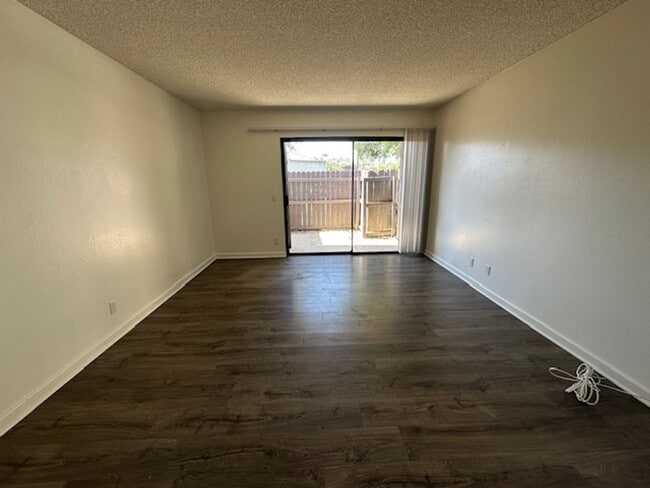 Building Photo - Available now | 1 Bedroom - 1 Bathroom |  Condo in Colton!