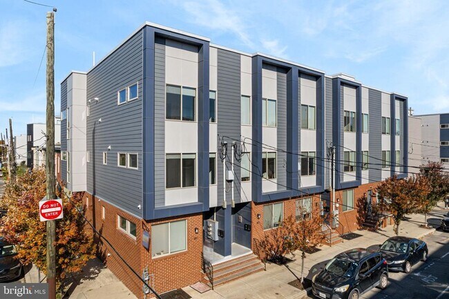 Building Photo - 413 W Berks St