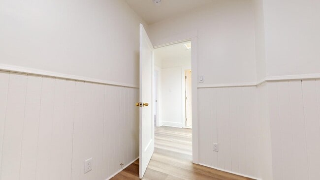 Building Photo - 185 Naglee Ave