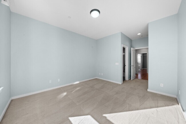 Building Photo - 5509 W 149th Pl