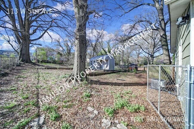 Building Photo - 113 W 5th Ave