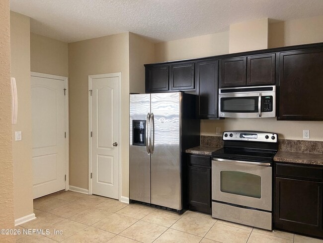 Building Photo - 3697 Hartsfield Forest Cir