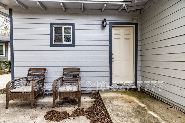 Building Photo - 1317 W French Pl