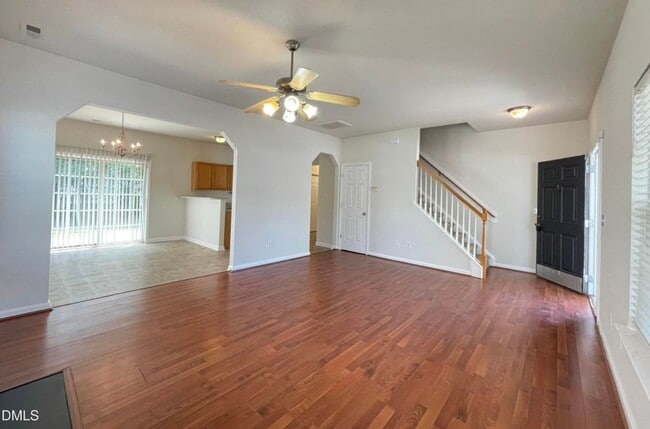 Building Photo - 3137 Rendezvous Dr
