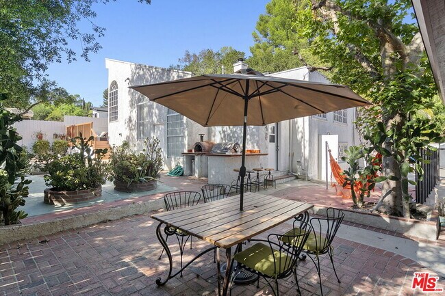Building Photo - 4322 Ensenada Pl