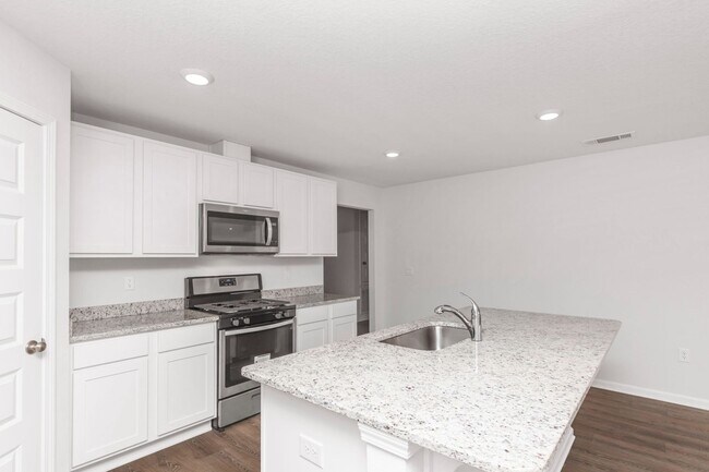 Building Photo - 4610 Reveille Wy