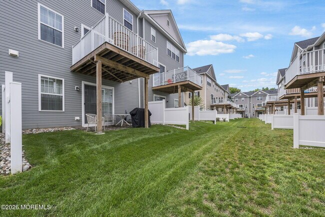 Building Photo - 1502 Arose Ln