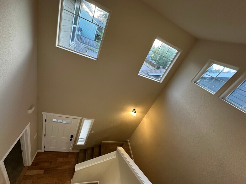 Building Photo - 5126 Slate Ct SE