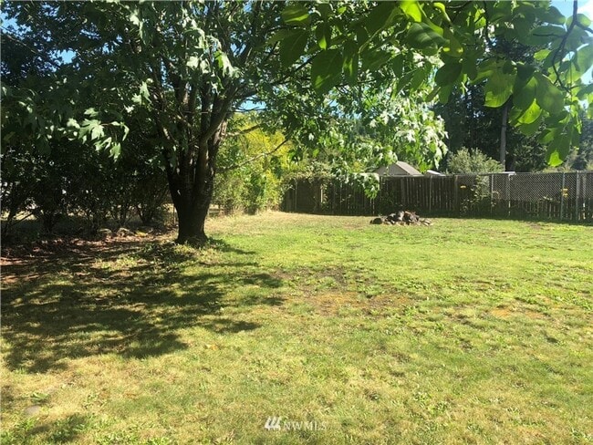 Building Photo - Charming 3 Bedroom Home in Great Tenino Lo...