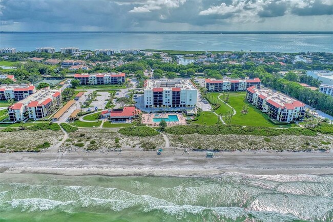 Building Photo - 1945 Gulf of Mexico Dr