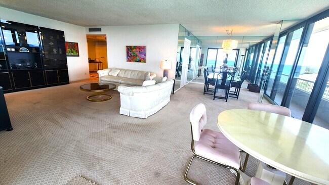 Building Photo - 5510 N Ocean Dr