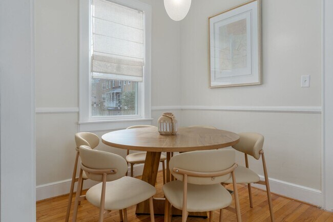 Building Photo - Leasing Now! - Charming 3-Bed, 2-Bath Stone Cottage in Shandon/Wales Garden - Walk to 5 Points!