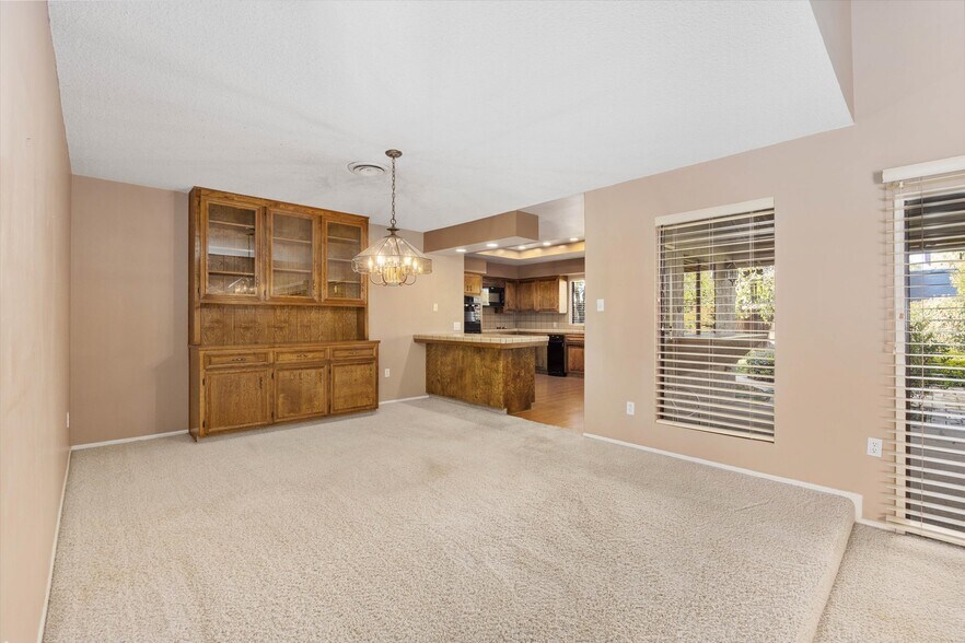 Building Photo - 7808 Selkirk Dr