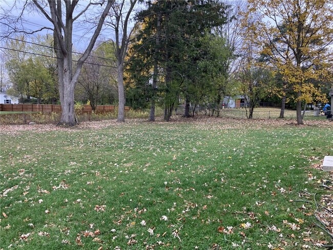 Building Photo - 46 Sienna Dr