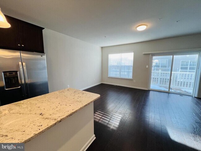 Building Photo - 12909 Brickyard Blvd