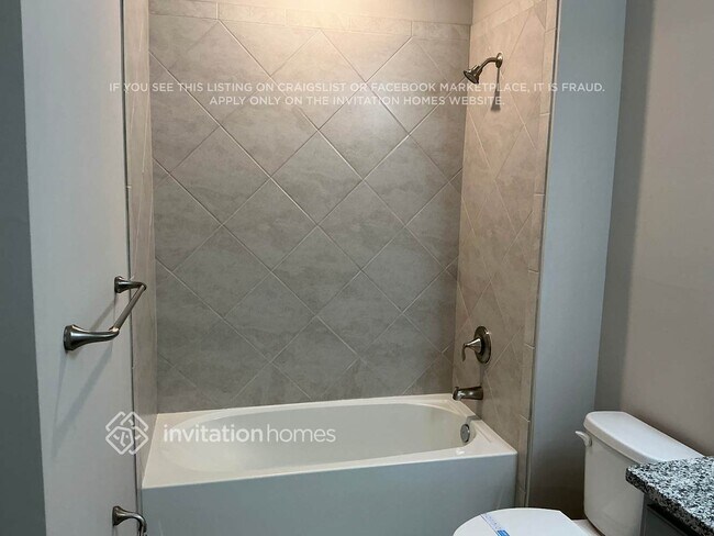 Building Photo - 7537 Viburnum