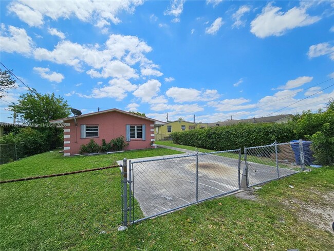Primary Photo - 2119 NW 64th St