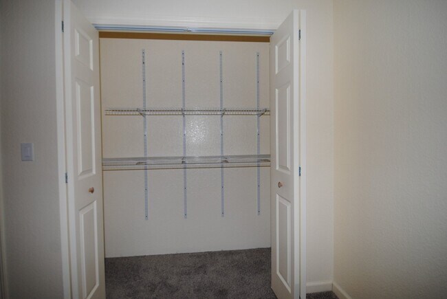 Building Photo - 4922/4924 Princeton Drive