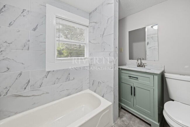 Building Photo - Cute 2 bedroom / 1 bathroom home in 38111 ...