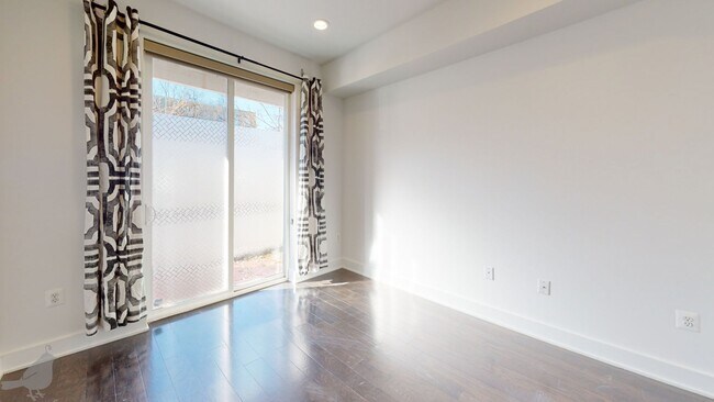Building Photo - Stunning and Spacious Duplex in Brookland w/ Parking!