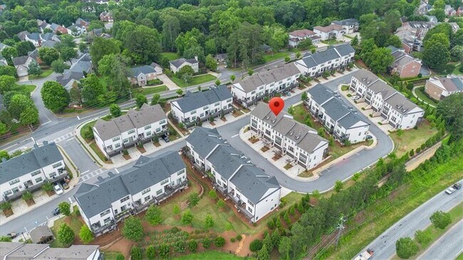Building Photo - 1505 Slopeside Loop SE