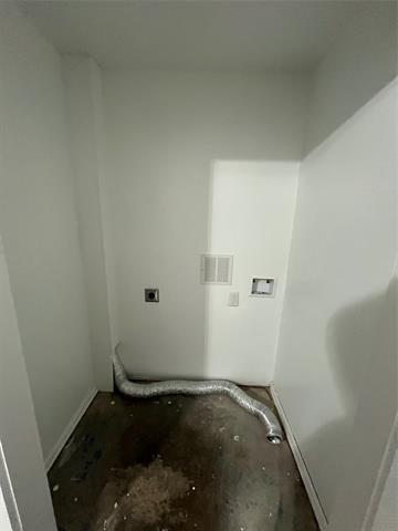 Building Photo - 3009 Clover Dr