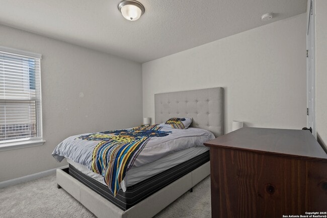 Building Photo - 13044 Louberg Vly