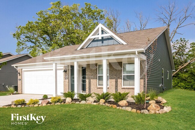 Building Photo - 663 Van Buren St