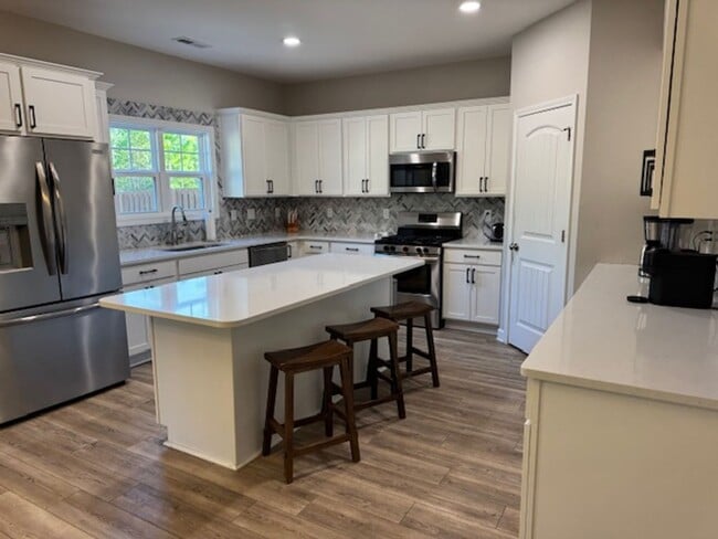 Building Photo - Beautiful 4 Bedroom Home In Oyster Landing- Fenced in Backyard and Community Pool- Available begi...