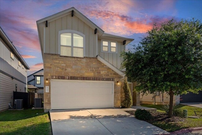 Building Photo - 9703 Sunny Swan Ct