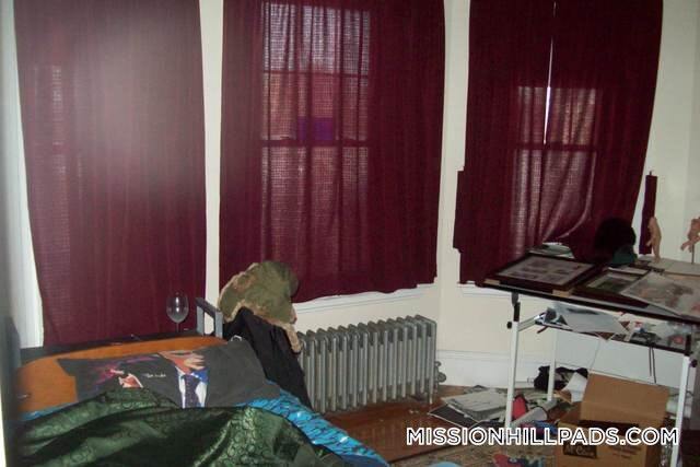 Building Photo - 174 St Alphonsus St