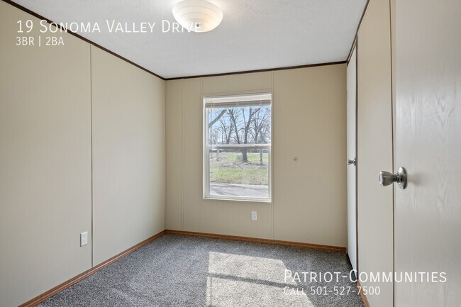 Building Photo - 19 Sonoma Dr