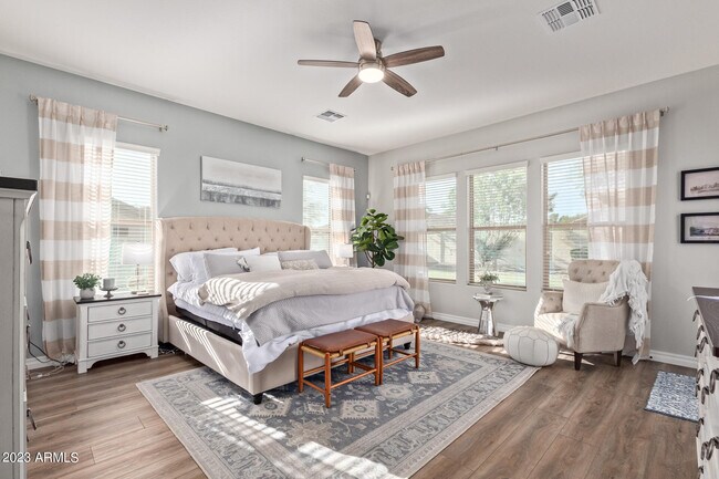 Building Photo - 19888 E Russet Rd