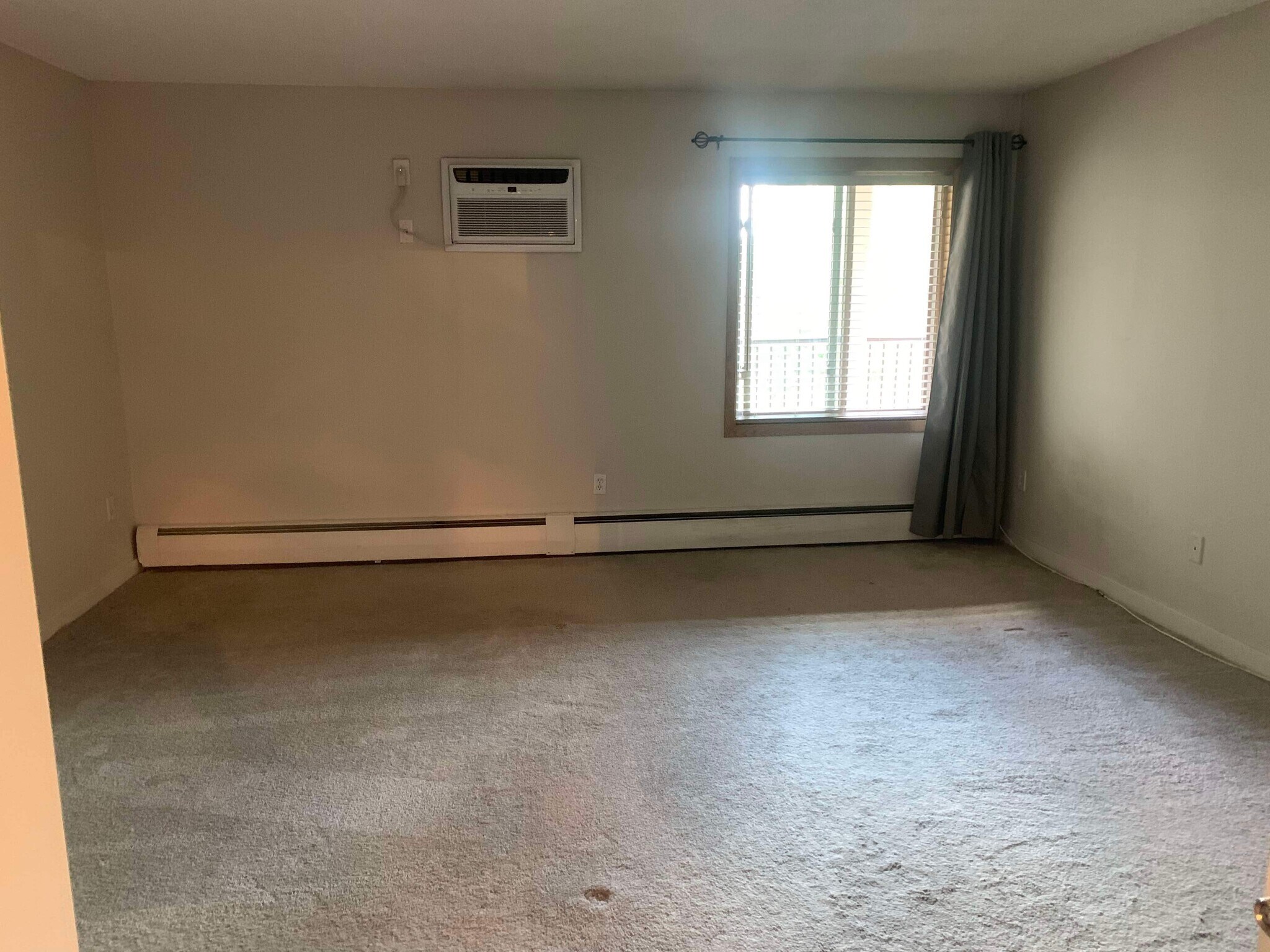 Large Bedroom - 4820 Park Commons Dr