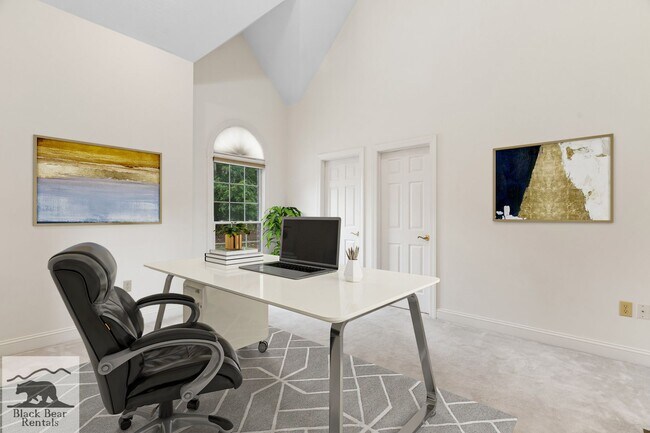 Building Photo - South AVL - Grand Residence in The Cotswol...