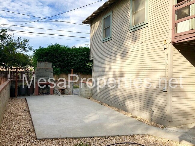 Building Photo - 4432 9th St