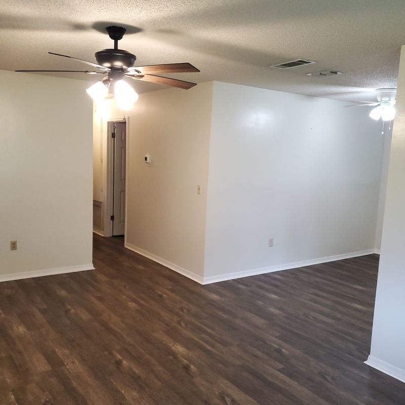Building Photo - 6311 SW 106th Pl